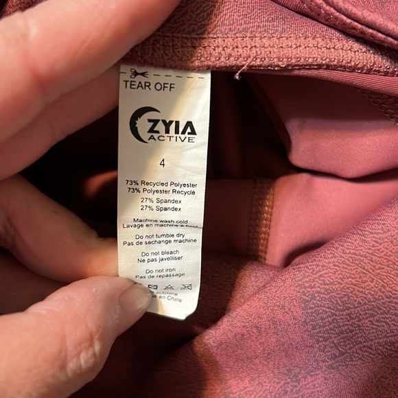 Zyia size 4 leggings - Picture 7 of 7